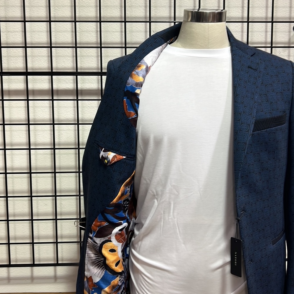 Infinity Blazer - Picture 2 of 5